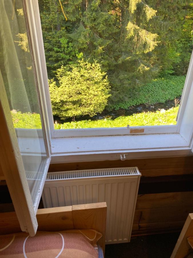 Penzion Lesni Zatisi- Harrachov Luaran gambar