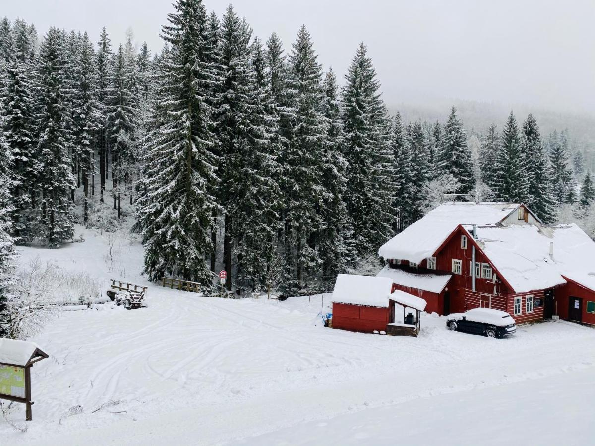 Penzion Lesni Zatisi- Harrachov Luaran gambar