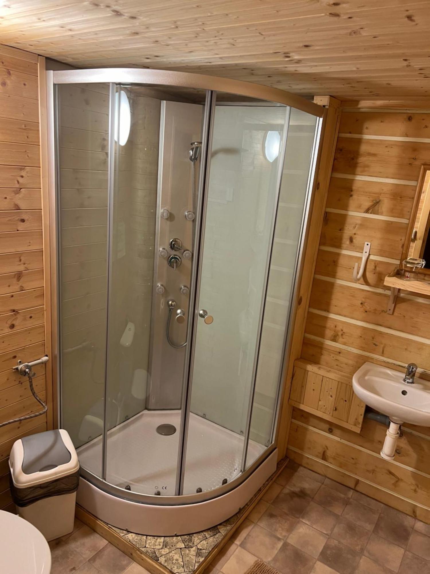 Penzion Lesni Zatisi- Harrachov Luaran gambar
