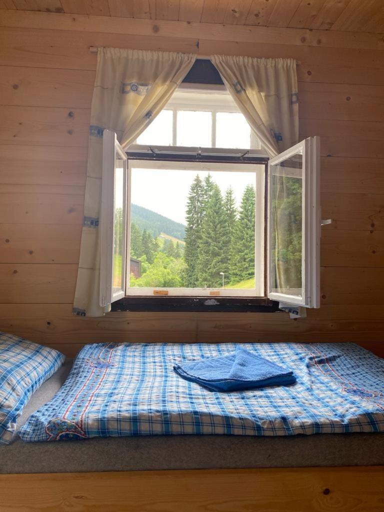 Penzion Lesni Zatisi- Harrachov Luaran gambar